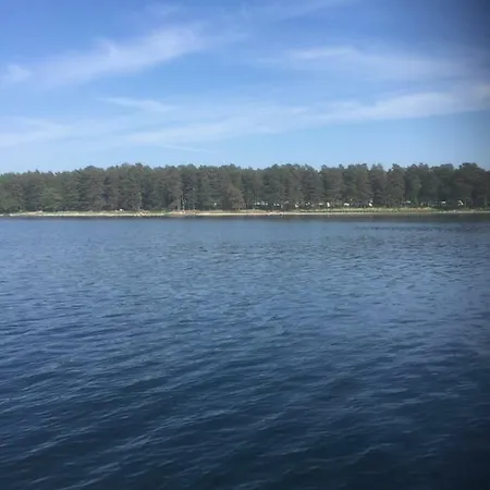 Pa Tromoy, Arendal
