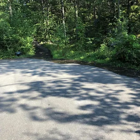 Pa Tromoy, * Arendal